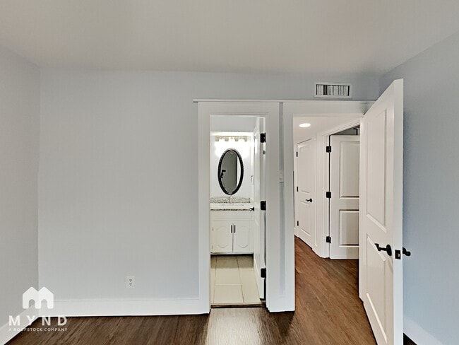 Photo - 318 Arborview Dr