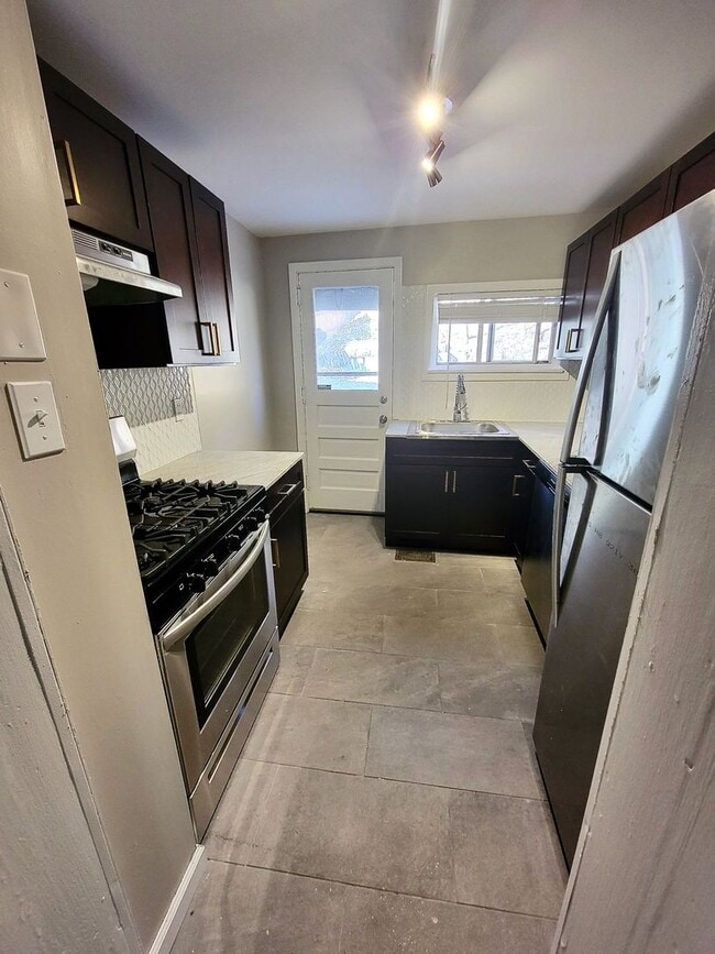 Photo - *** Mt. Washington Two Bedroom Duplex for Rent * Large Yard * Private Patio * Fully Renovated * W...