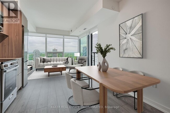 Photo - 223 Redpath Ave Unité 3705