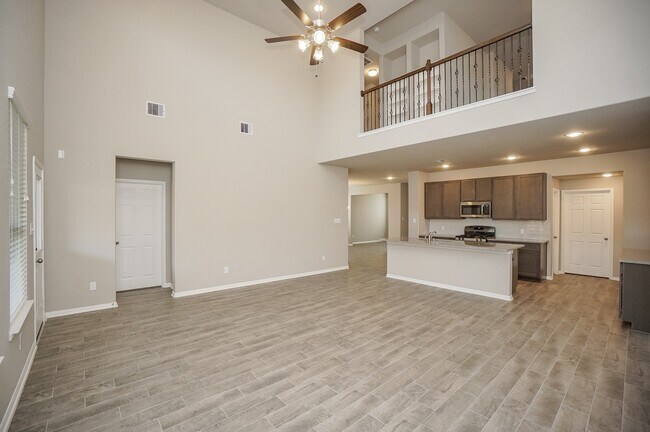 Photo - 5463 Grand View Dr