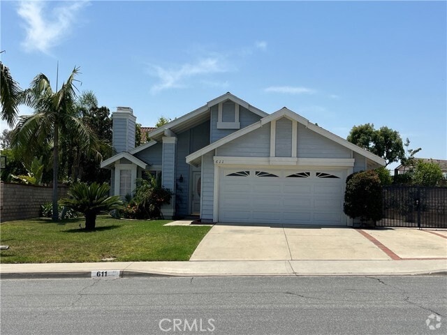 Building Photo - 611 Silver Bridle Rd Rental