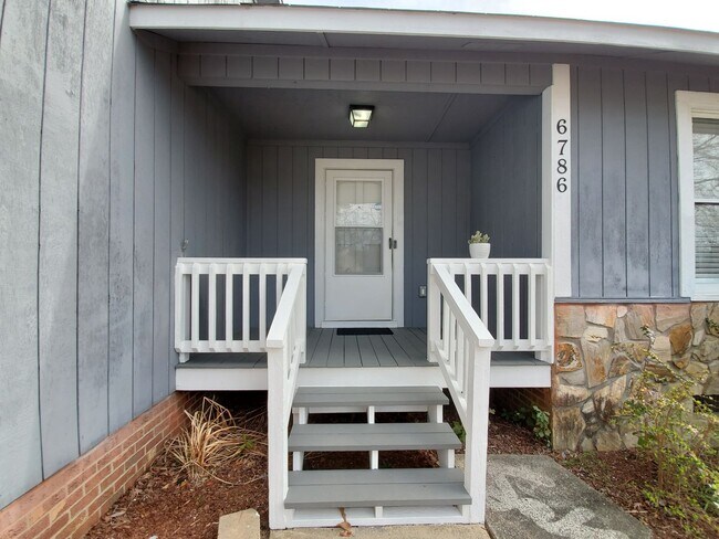 Photo - 6786 Candlewood Dr