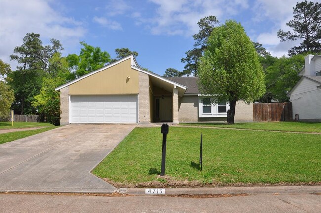 Photo - 4715 Glendower Dr House