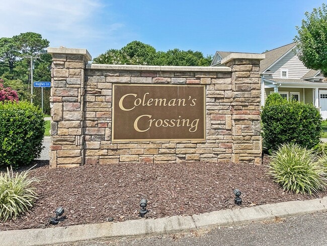 Photo - 6905 Colemans Crossing Ave