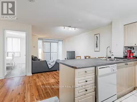 Photo - 30 Grand Trunk Crescent Unit 3703