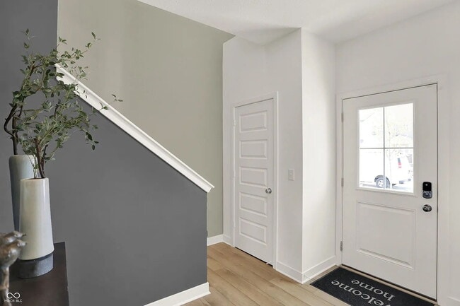 Photo - 11812 Vale St