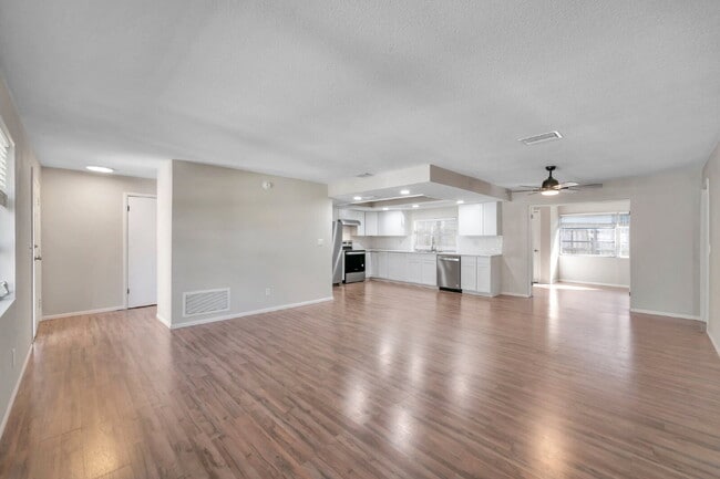Photo - Modern, Move-In-Ready 3/2 Home with Spacious Yard & Garage |