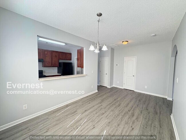 Photo - 8651 Thomas Ln