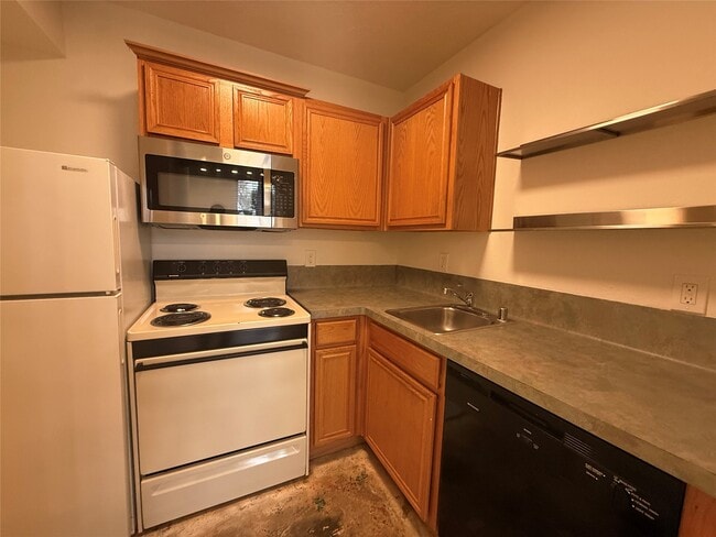 Photo - 1112 Lawrence St Unit 15