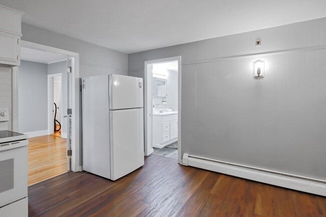 Photo - 234 Mechanic St Unit 2