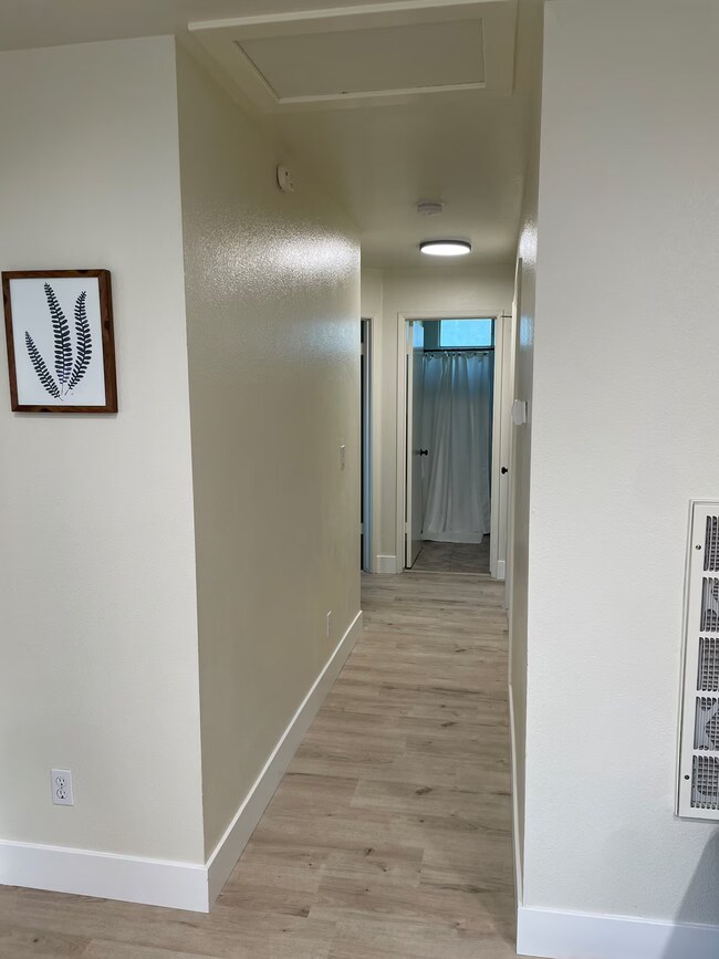 Photo - 2713 Mitchell Ave Unit B