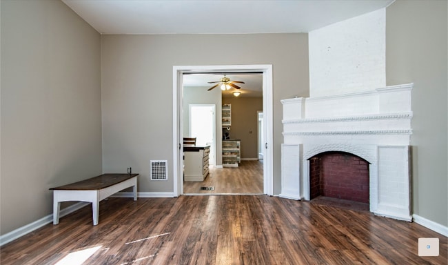 Photo - 4444 Main St Apartment Unit A1