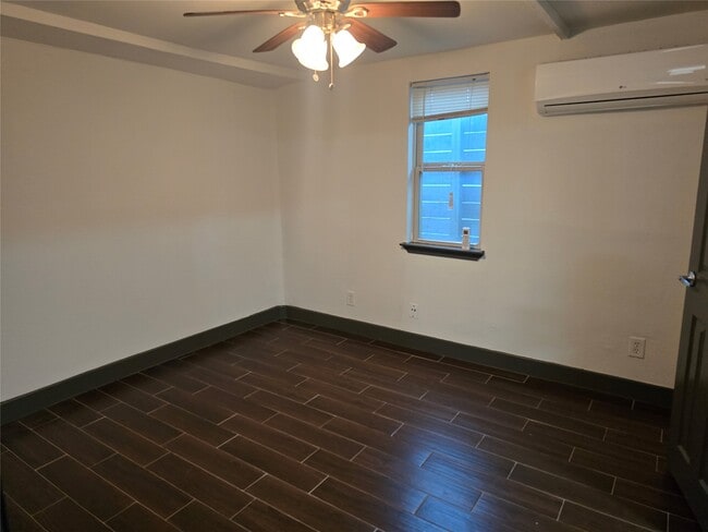 Photo - 1501 Asbury St