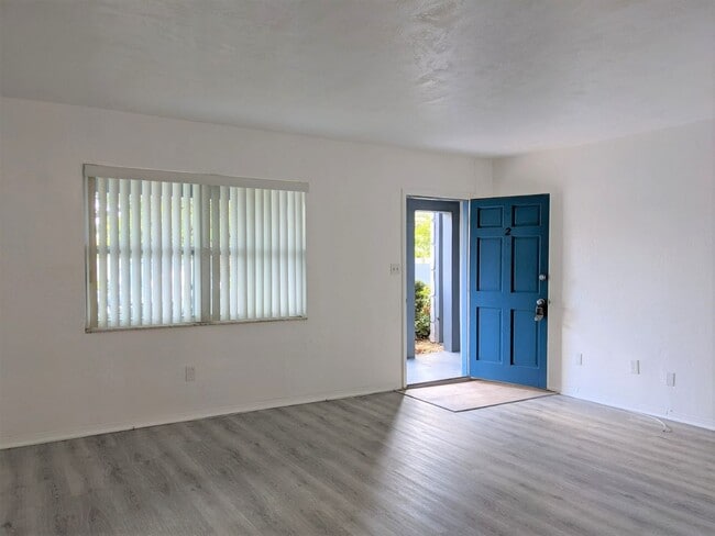 Photo - Renovated, spacious and good storage in Tyrone area apartment