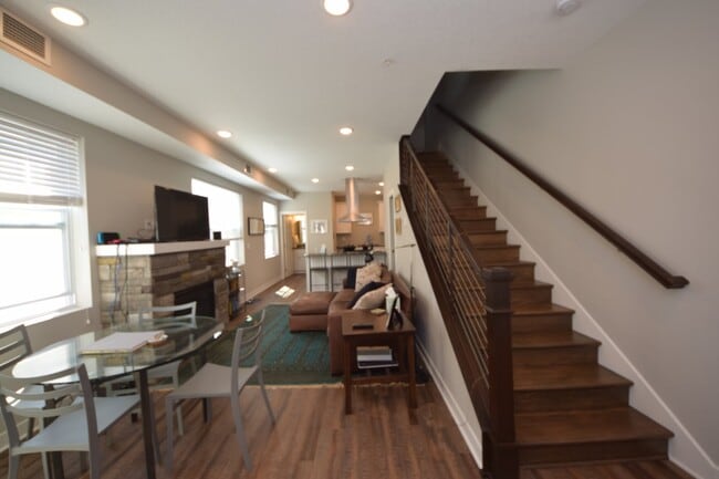 Photo - Fantastic luxury two-bedroom, two-bathroom... Unit 1