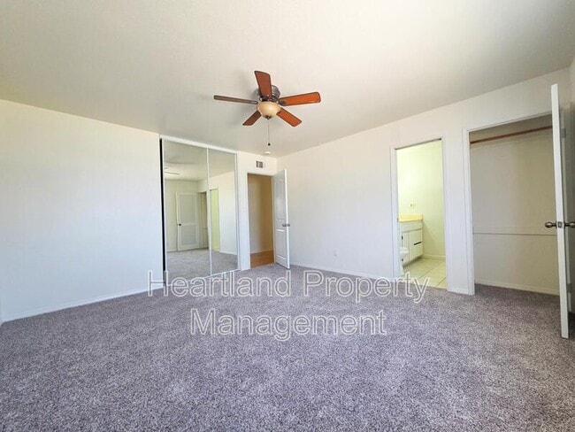 Photo - 8725 Kelso St