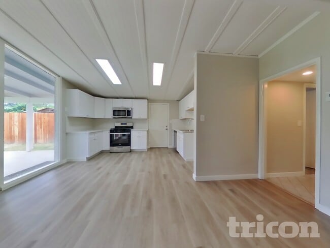 Photo - 751 Beardsley Dr