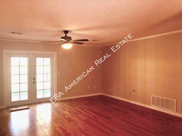 Photo - 150 Nicole Ln