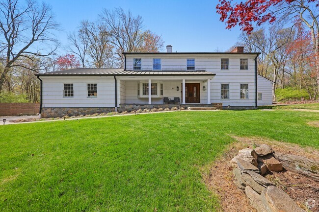 Building Photo - 10 Old Forge Rd Rental