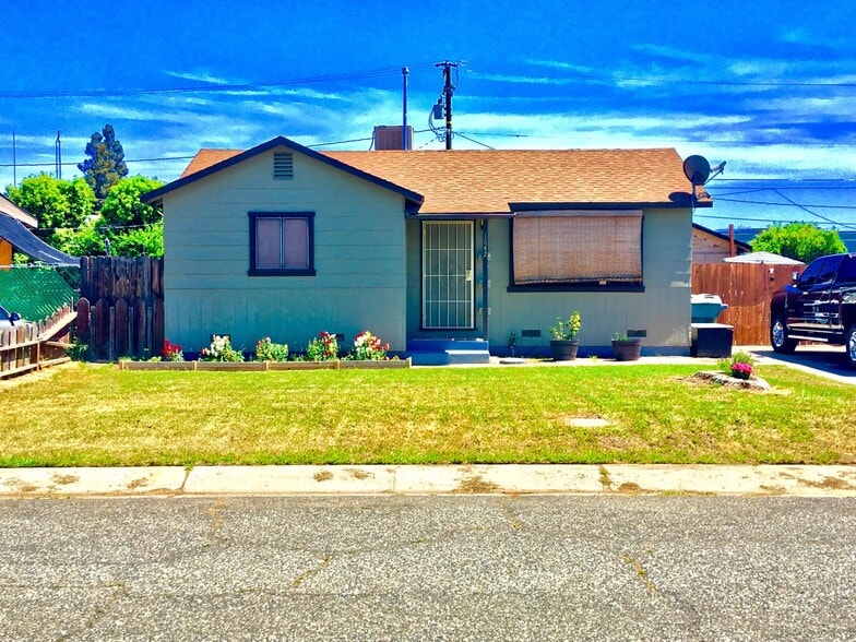 1642 S Bardo St