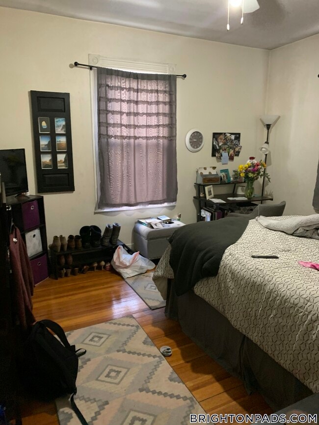 Photo - 140 Brooks St Unidad 1