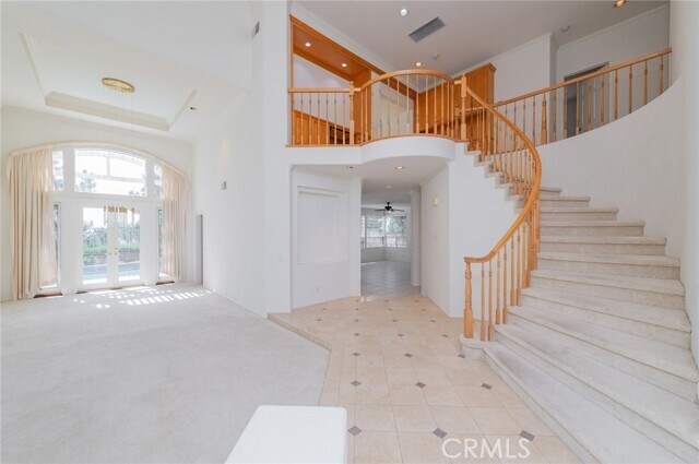 22661 White Oaks