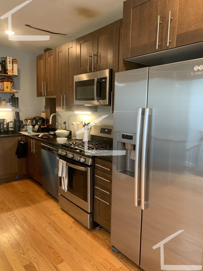 Photo - 186 Kelton St Condo Unit 2