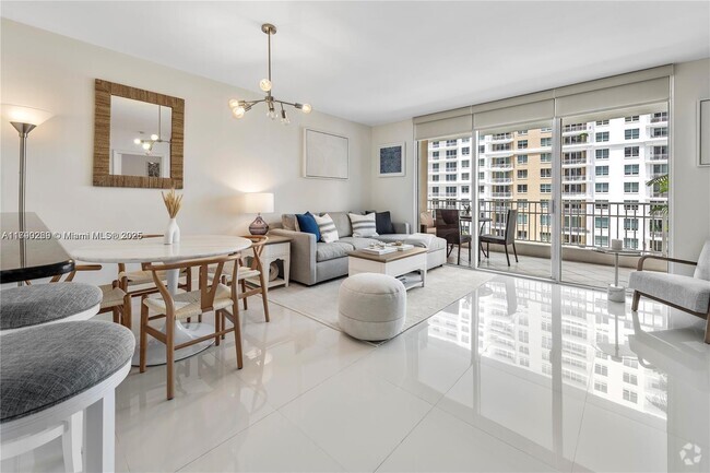 Building Photo - 701 Brickell Key Blvd Unit 708 Rental
