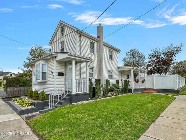 Photo - 543 Springdale Ave