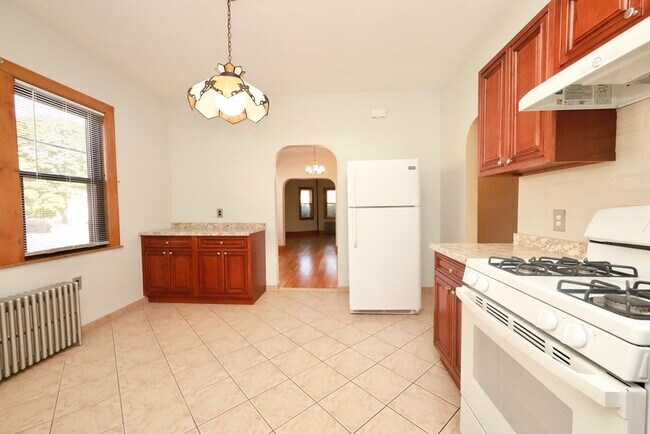 Building Photo - 118 Garfield Ave Unit 1 Rental