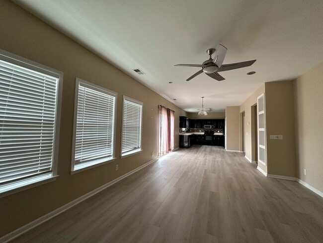 Photo - 3 bed 2.5 bath in Dixie - Berryhill