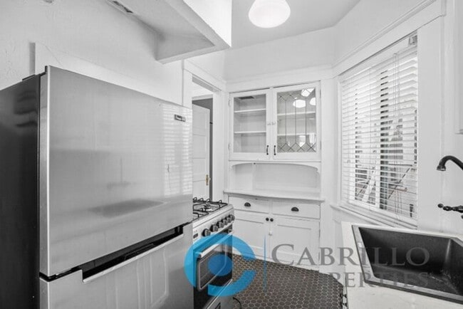 Photo - 401 Juniper St