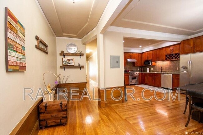 Photo - 1445 Lombard St