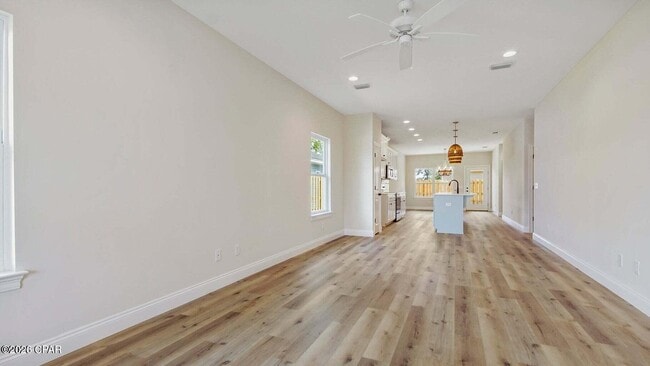 Photo - 906 Mulberry Ave