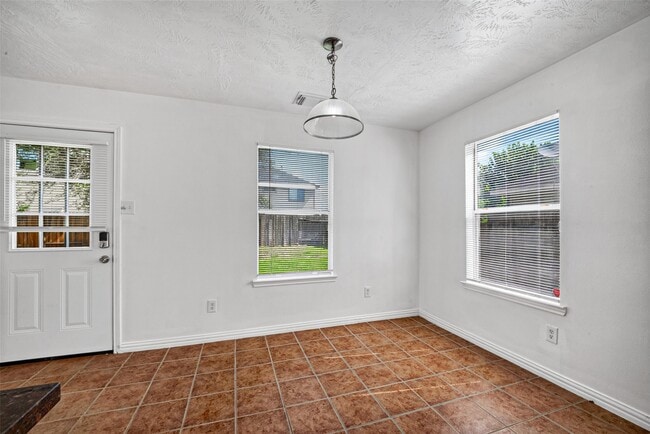Photo - 4403 Sprangletop Ave