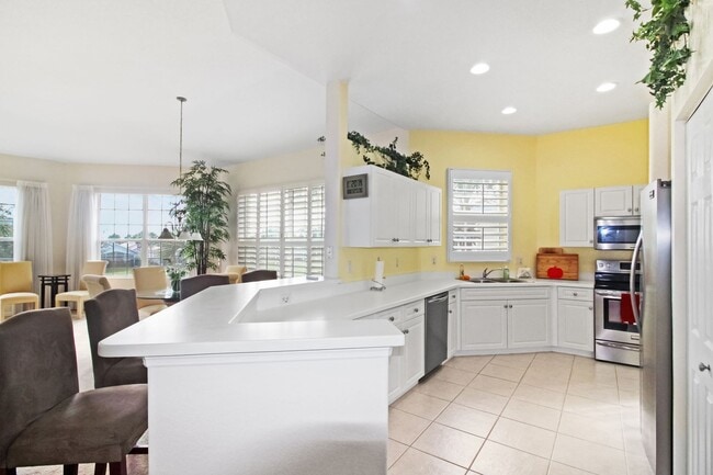 Photo - Triano Seasonal Condo for Rent