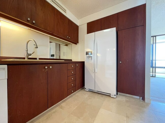 Photo - 2412 Unit 2603