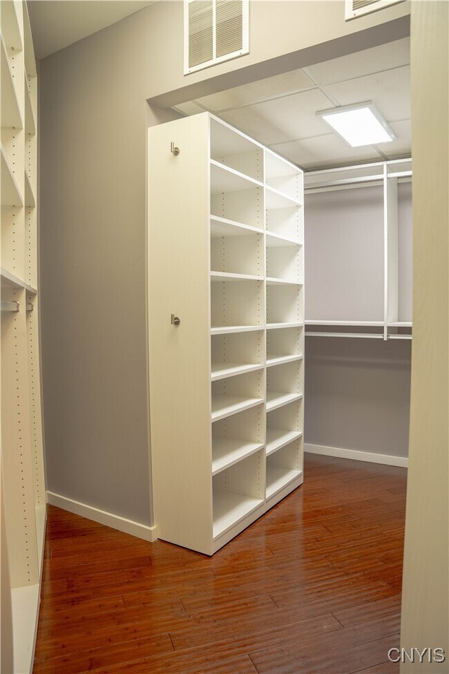 Photo - 211 W Jefferson St