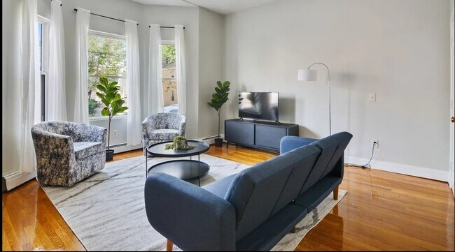 21 Highgate St Unit 1