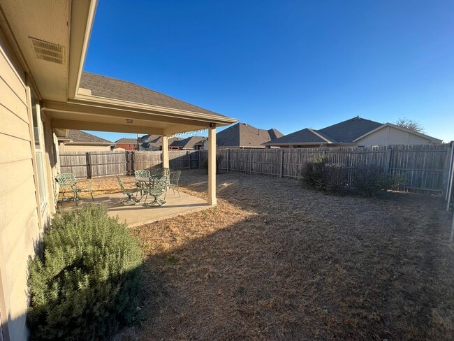 Photo - 1704 Morning Dove Dr House