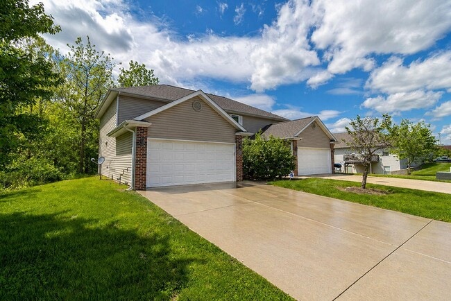 Building Photo - 1857 N Orie Dr