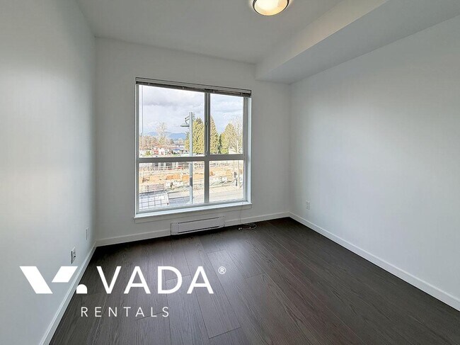 Photo - Venue 2 Bedroom Apartment Rental 305-13768 108 Ave Surrey: VADAPM.com Unité 305