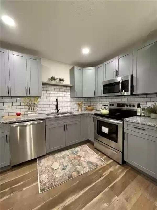 Photo - 3217 W Hartnett Ave