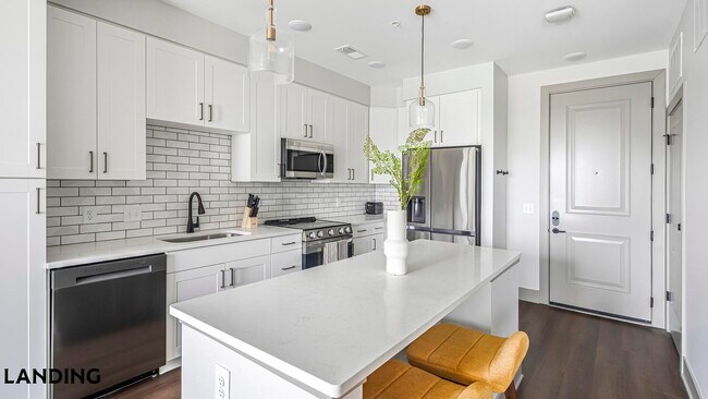 1310 Hillside Ave Unit 349