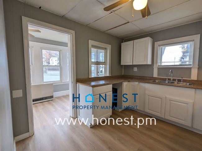 Photo - 36 Monroe St Unit 1