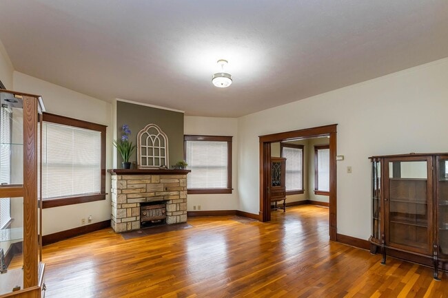 Photo - Charming Home - Close to Fort Riley