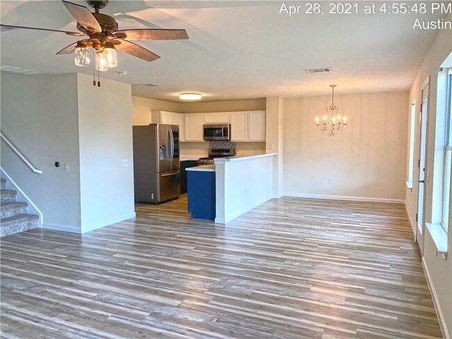 Photo - 5713 Silver Screen Dr