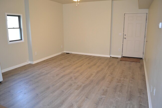 Photo - 4297 7th Street Rd