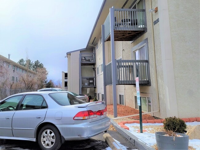Building Photo - 5030 El Camino Dr Unit #3 Rental
