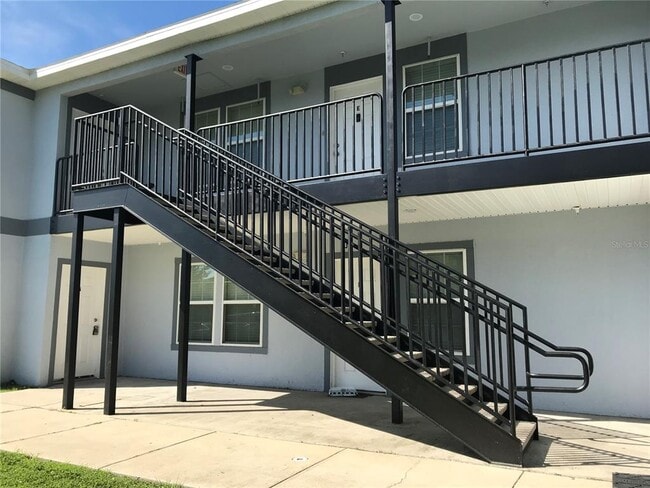284 Gardner Ln Unidad D